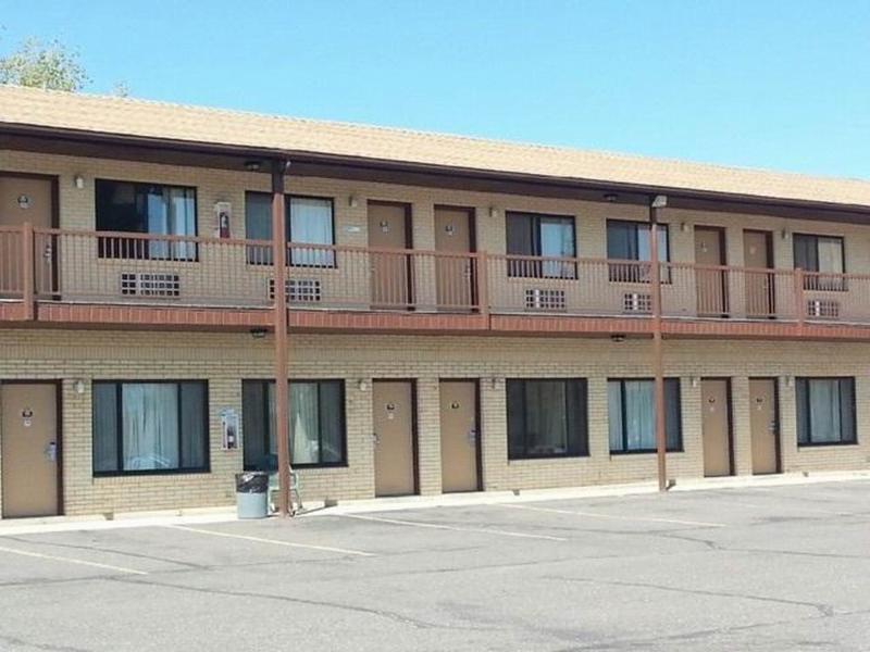 Econo Lodge Panguitch Near Bryce Canyon Exterior photo