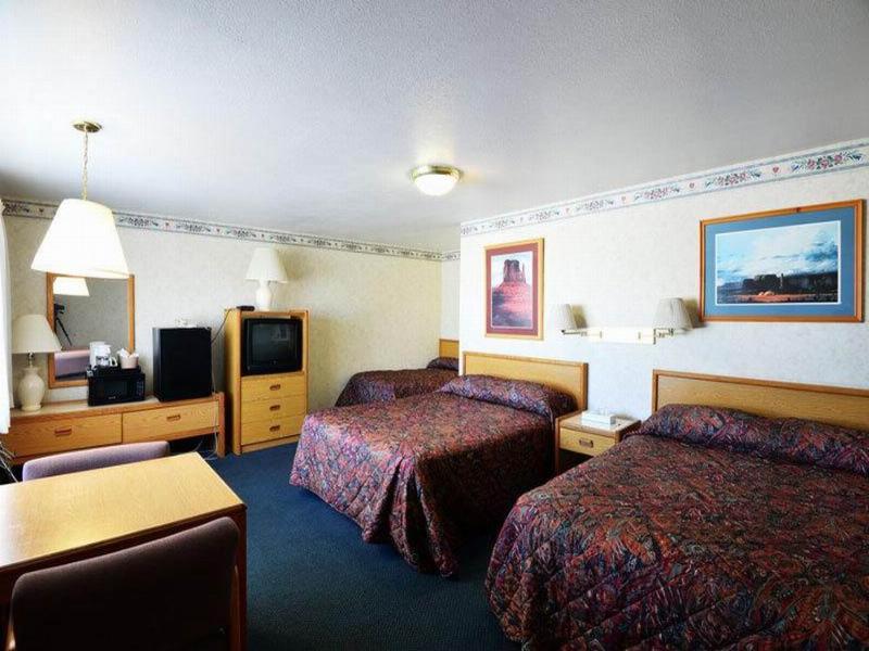 Econo Lodge Panguitch Near Bryce Canyon Exterior photo