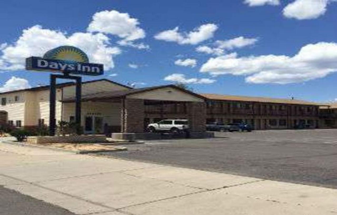 Econo Lodge Panguitch Near Bryce Canyon Exterior photo